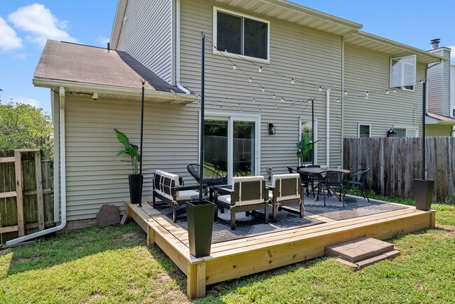 Building Photo - 2241 10th St