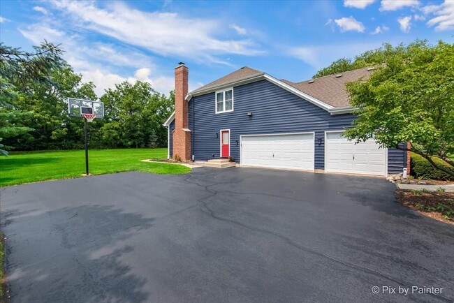 Building Photo - 3401 Greenwood Ln
