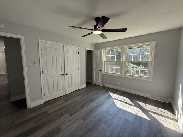 Building Photo - 305 Rollingwood Rd