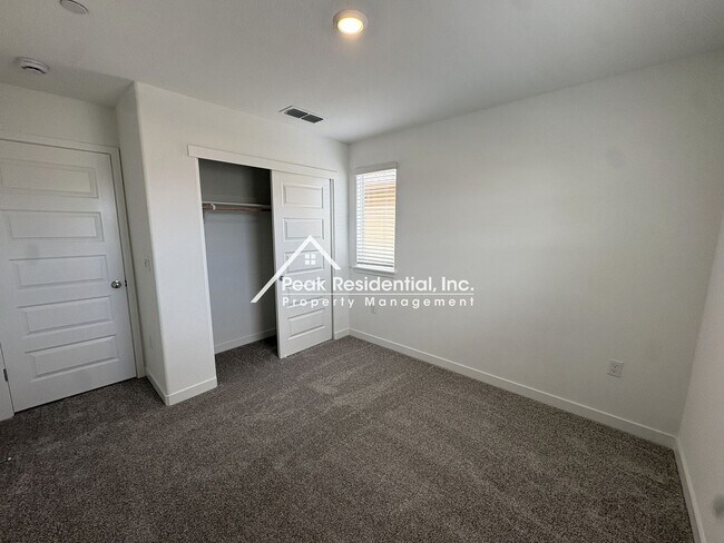 Building Photo - 12636 Hereford Ave