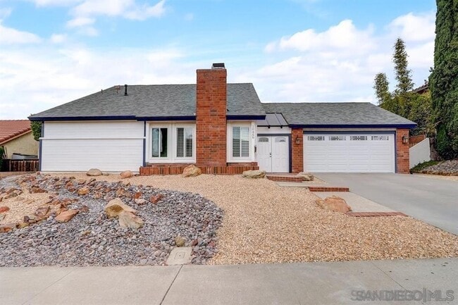 Primary Photo - 10456 La Morada Dr