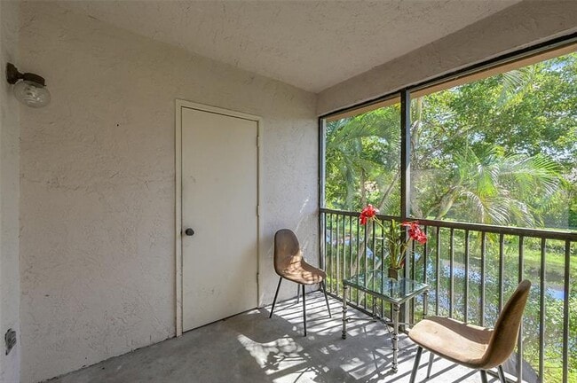 Building Photo - 12244 Royal Palm Blvd