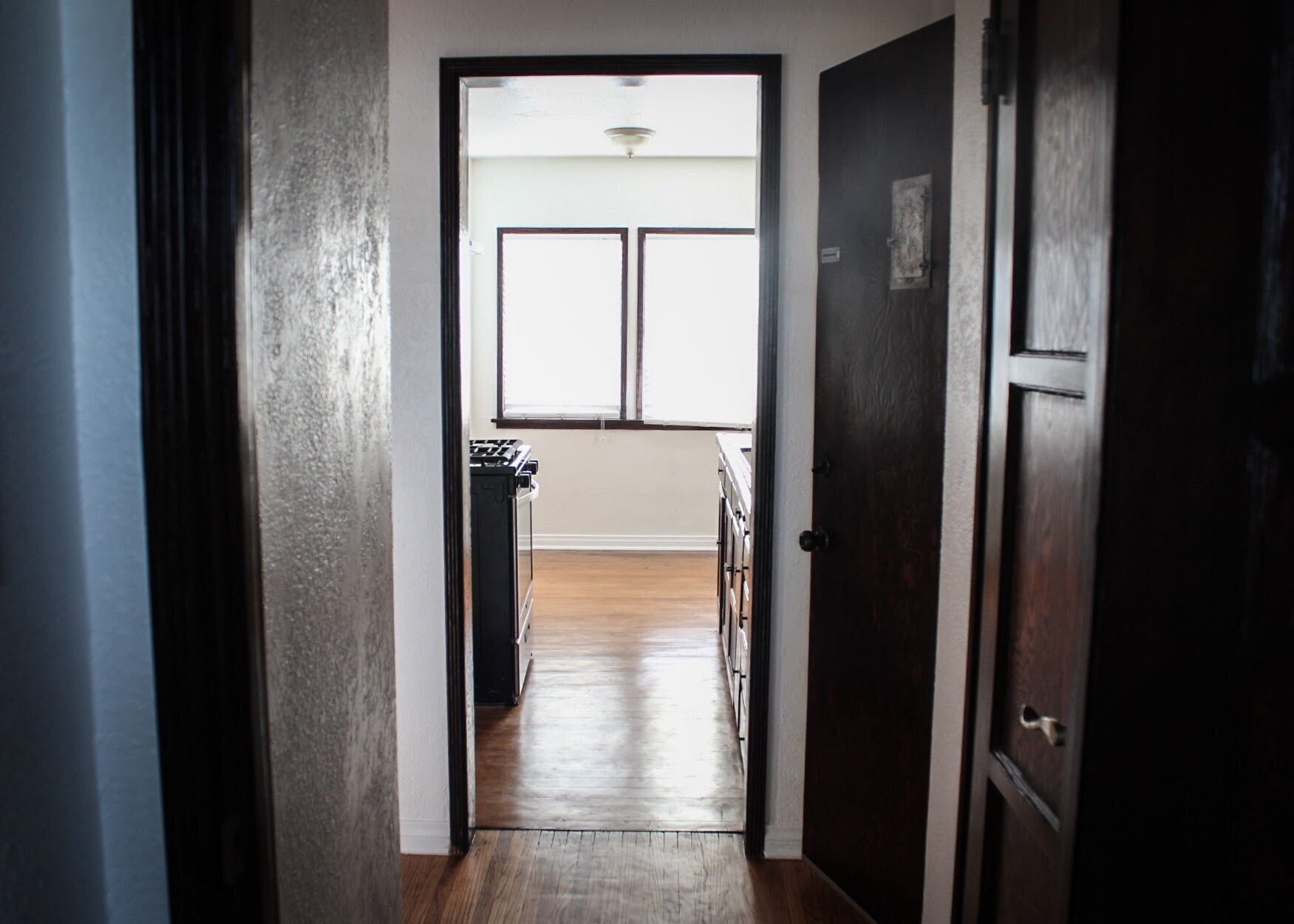 Building Photo - 4256 2nd Ave