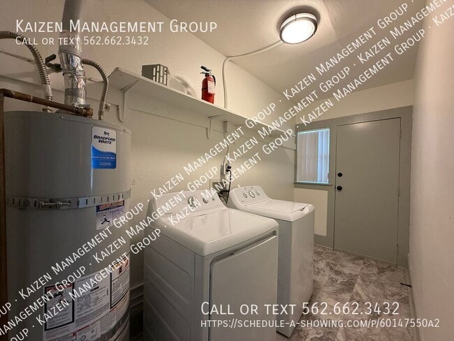 Building Photo - 563 W 14th St