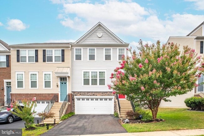 Building Photo - 16660 Bolling Brook Ct