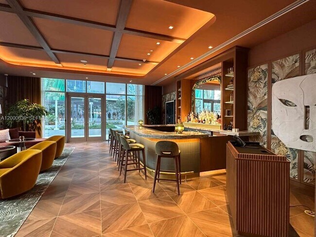 Building Photo - 77 SE 5th St