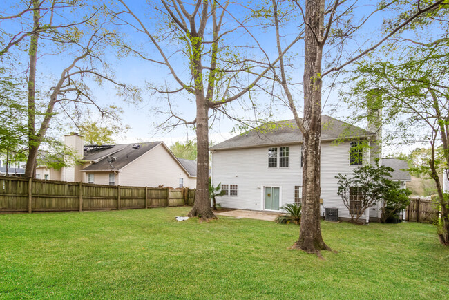 Building Photo - Large Goose Creek Home
