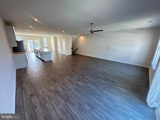 Building Photo - 3727 Silver View Ln