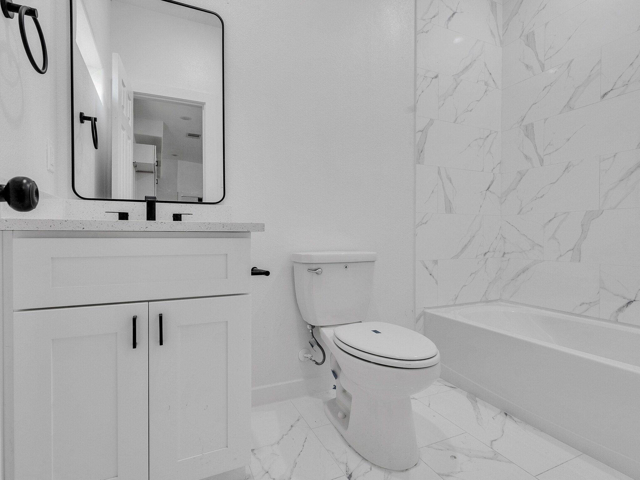 Building Photo - 8627 Homewood Ln