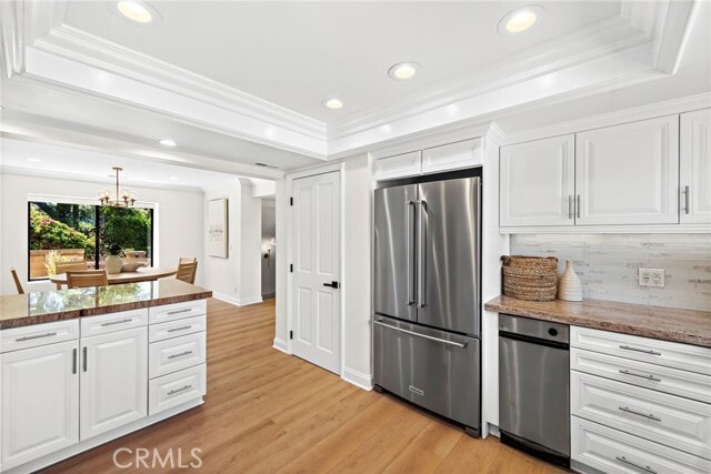 Building Photo - 32041 Point Pl