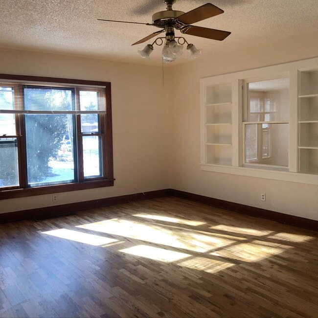 Building Photo - 1702 Dotsero Ave