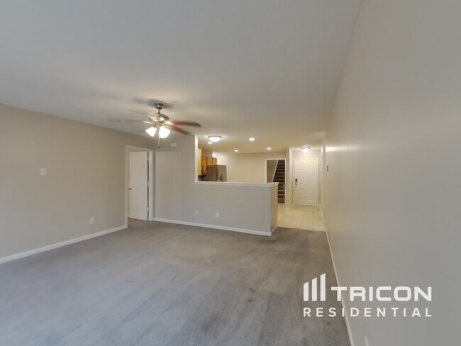 Building Photo - 203 Beacon Point Ln