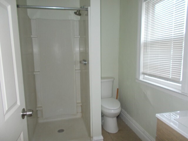Building Photo - 41 Doran St