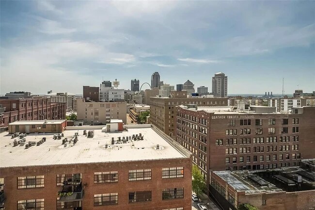 Rooftop view of city - 1627 Locust St