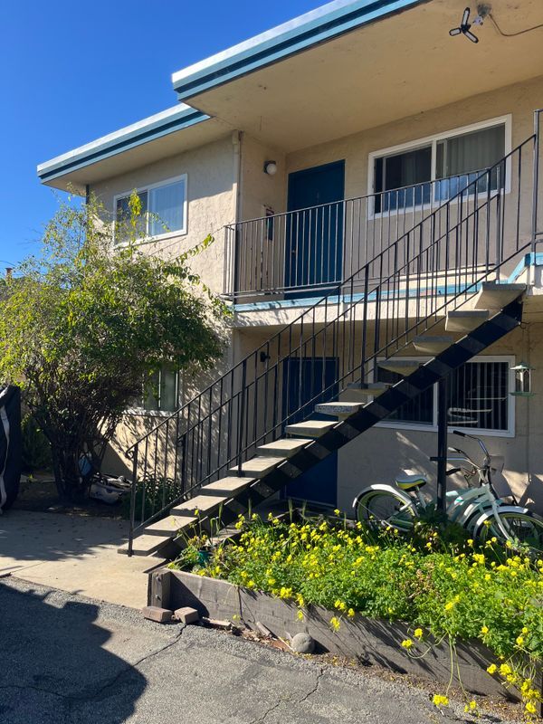 Building Photo - 526 California St