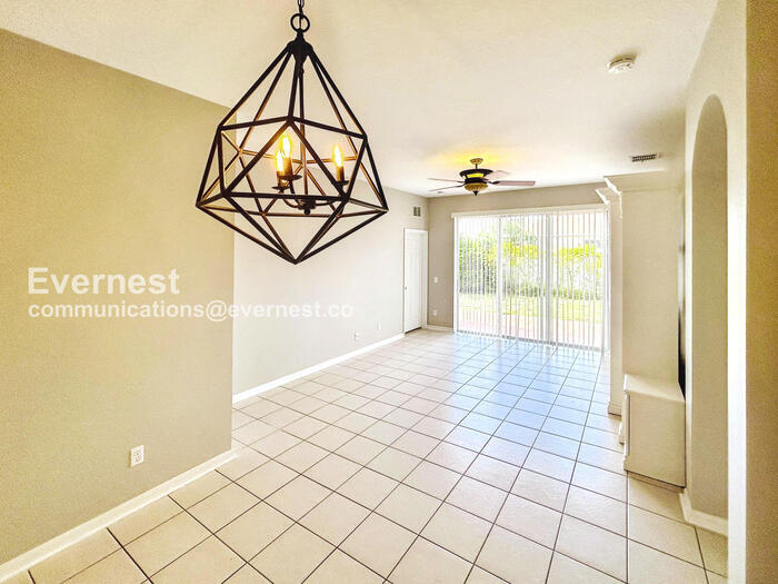 Building Photo - 7709 Armonk Ln