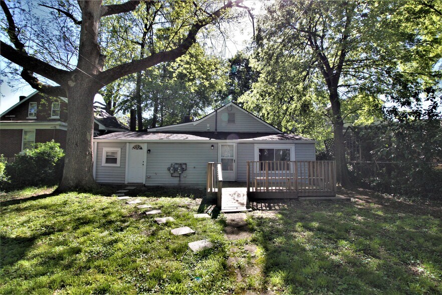 Building Photo - 4634 Southcrest Dr