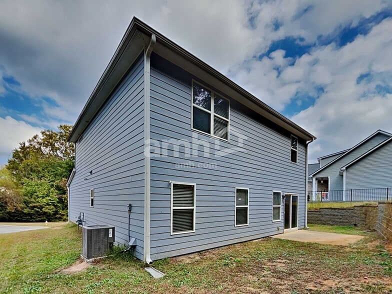 Building Photo - 117 Haeven Trail