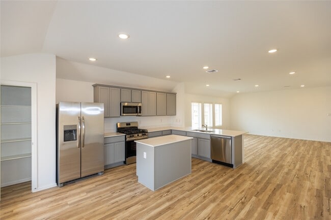 Building Photo - 5330 Sleepy Fox Ln