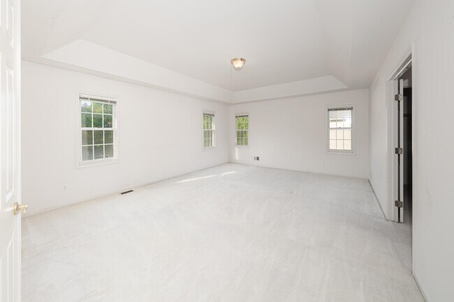 Building Photo - 49301 Quail Run Ct