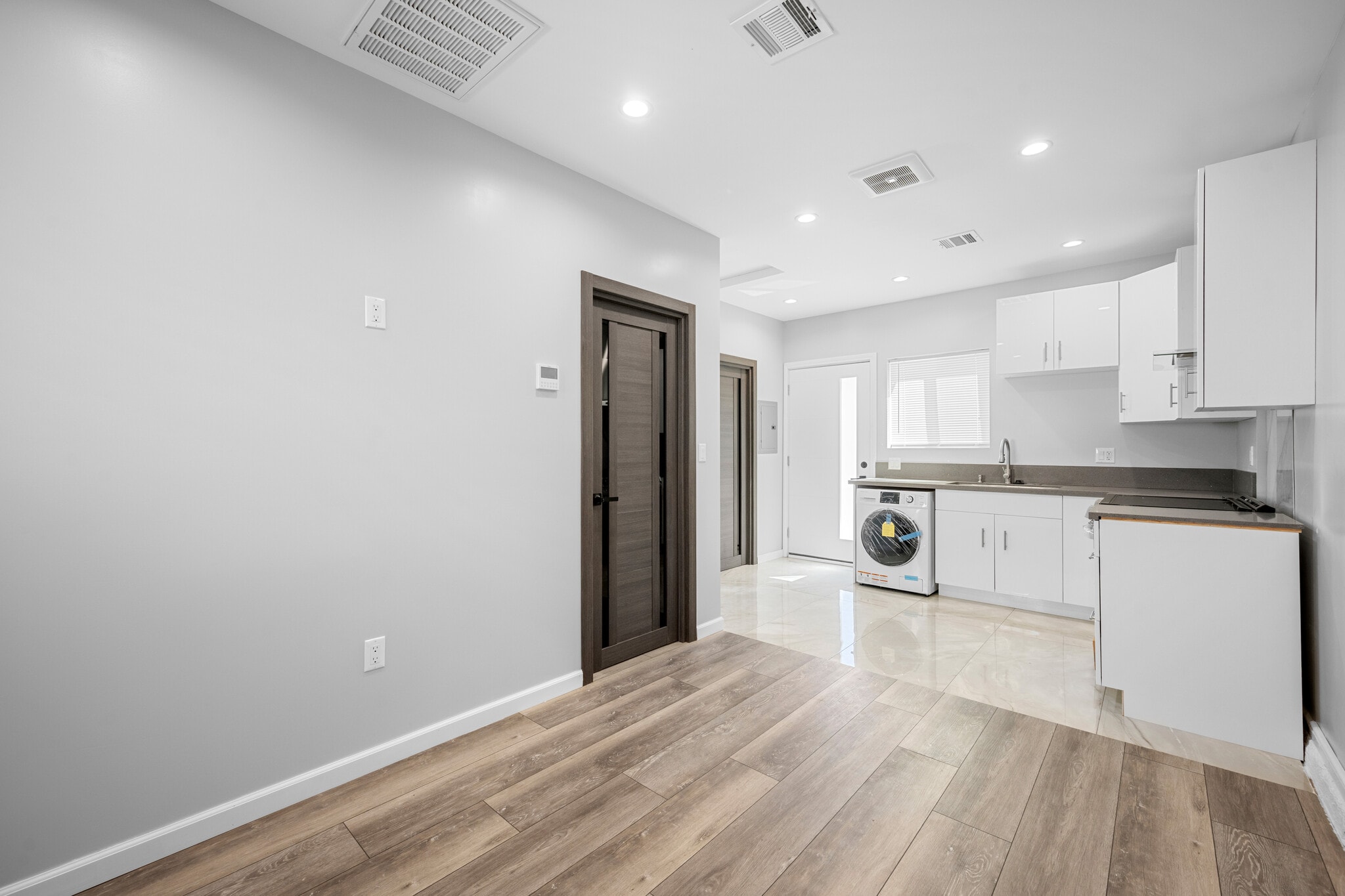 Building Photo - 13689 Bracken St