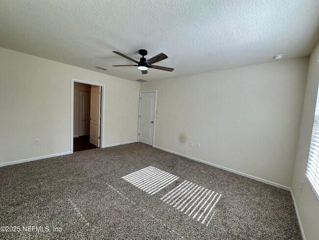 Building Photo - 3330 Lawton Pl