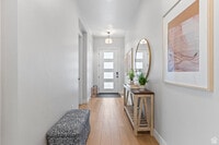 Building Photo - 837 S Finley Cir