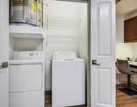 Building Photo - 3194 Parkwood-333.5