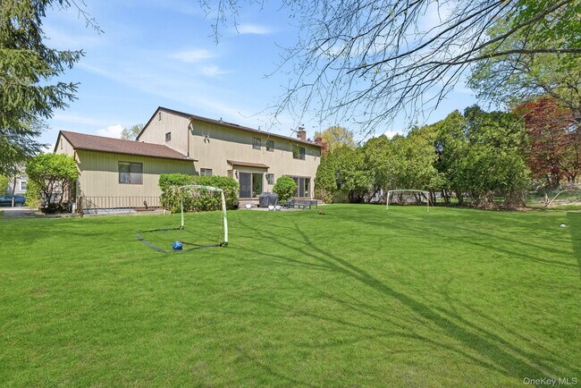 Building Photo - 26 Devonshire Dr