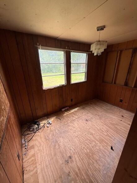 Building Photo - 1404 Rumbaugh Ln