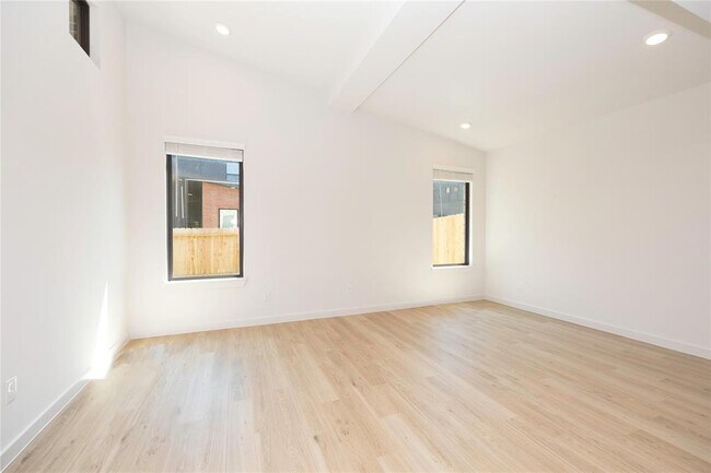 Building Photo - 2511 Appian Wy