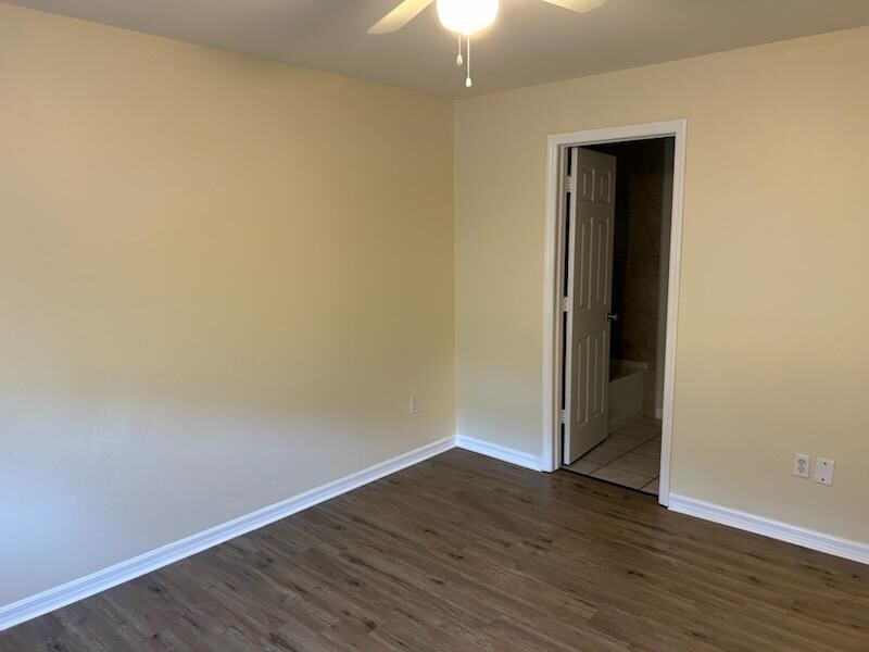 Building Photo - 2217 Leda Ave S