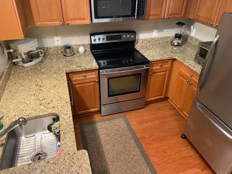 Kitchen - 11700 Old Georgetown Rd
