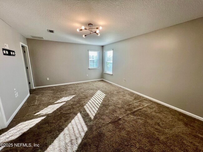 Building Photo - 3955 Hammock Bluff Cir