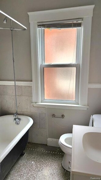 Building Photo - 864 Nottingham Rd