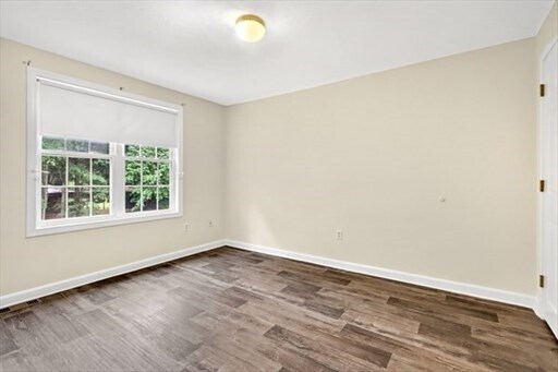 Building Photo - 85 Steeple Chase Cir
