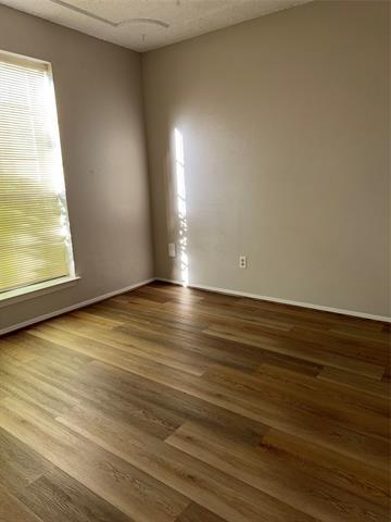 Building Photo - 5621 Shady Hill Ln