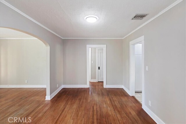 Building Photo - 4311 Sunnyside Dr