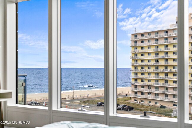 Building Photo - 15 Morris Ave