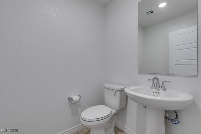 Building Photo - 6254 Foxes Dl St