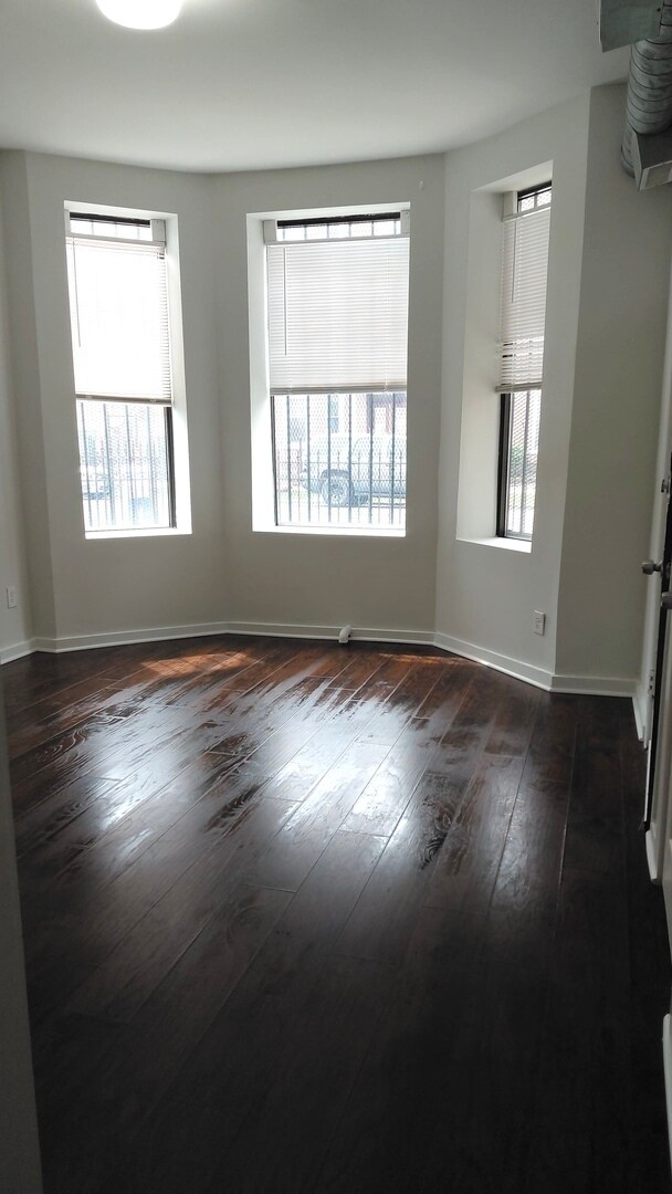 Building Photo - 2543 S St Louis Ave