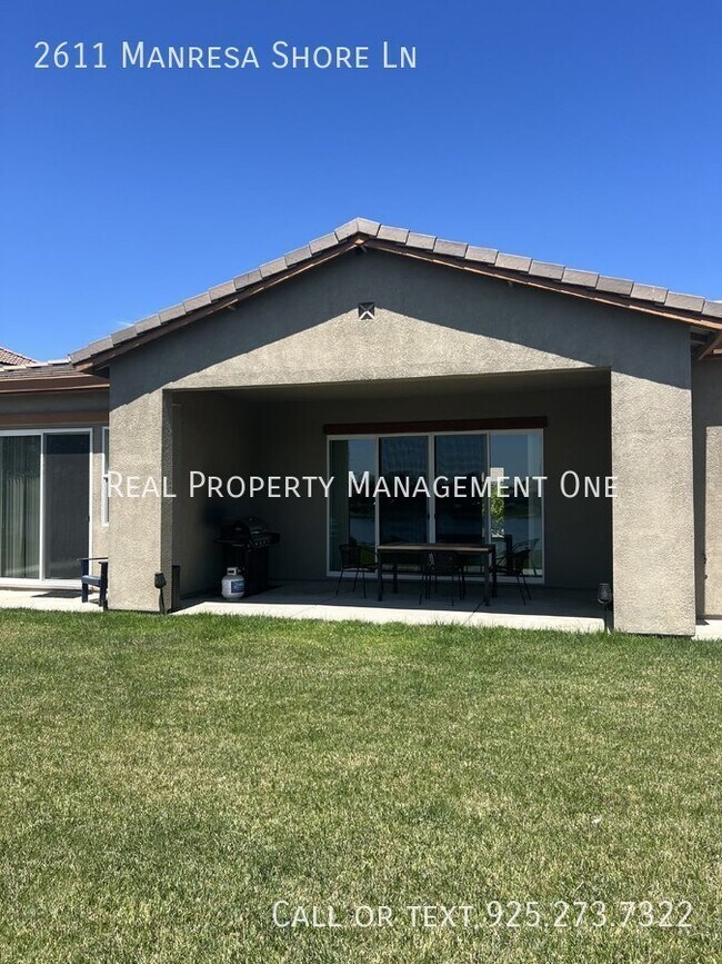 Building Photo - 2611 Manresa Shore Ln