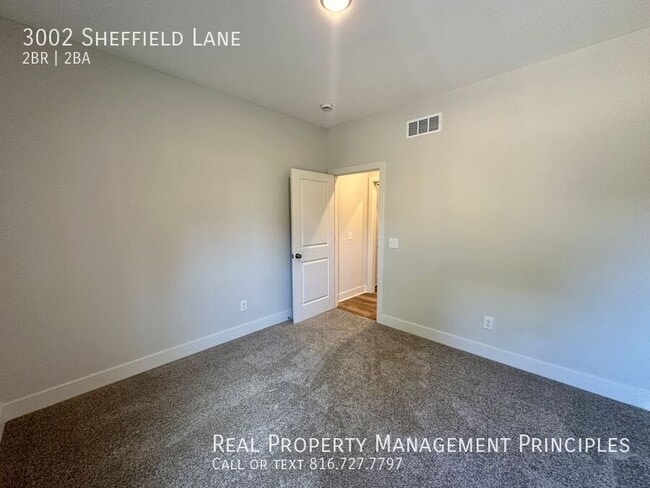 Building Photo - 3002 Sheffield Ln
