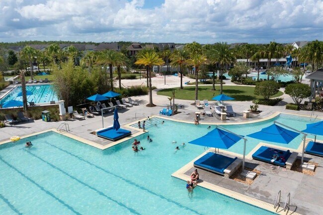 Building Photo - 13456 Stoddart Ave