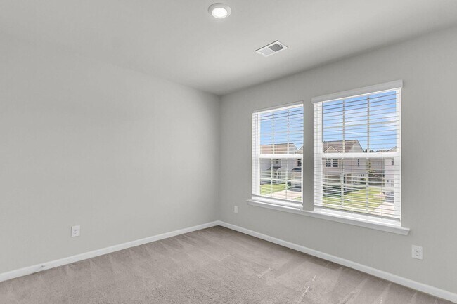 Building Photo - Beautiful 3 Bedroom 2.5 Bath Home In Goose...