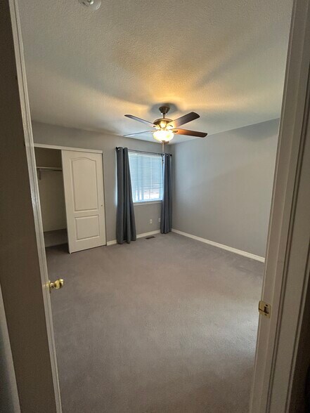 Building Photo - 6627 Antigua Dr