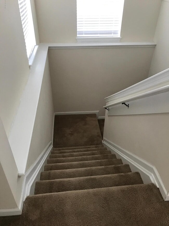 Building Photo - 12301 Kernan Forest Blvd