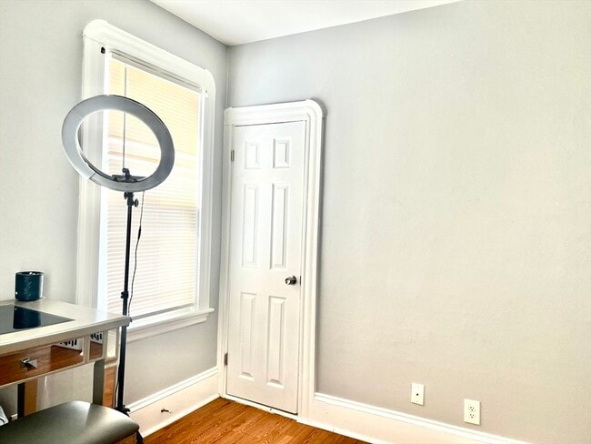 Building Photo - 30 Rodney St