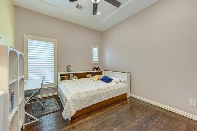 Building Photo - 14434 Tivoli Dr