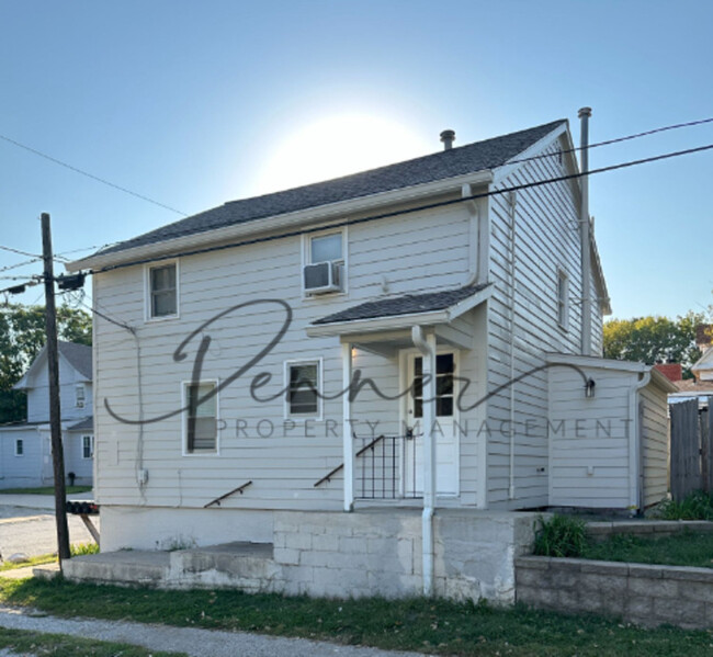 Building Photo - 1230-3 W RUBY Ave